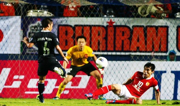  摩纳哥队长红牌停赛无缘生死战  