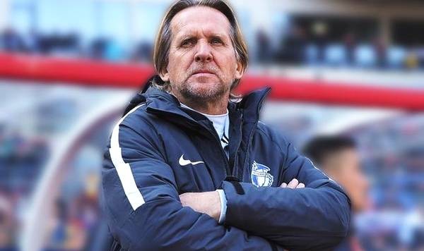  波尔多功勋教练下课引发动荡  