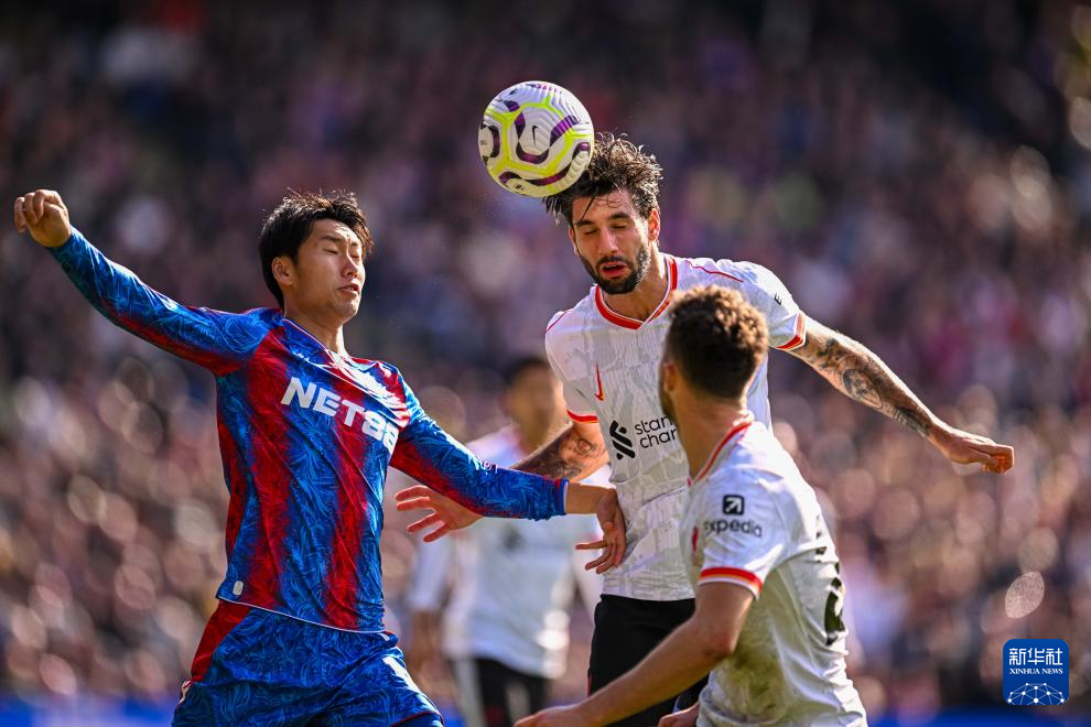  利物浦争议红牌负于水晶宫  